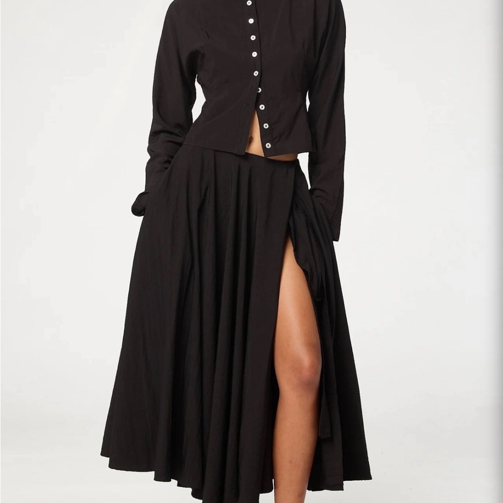 The Line by K RITSU SKIRT